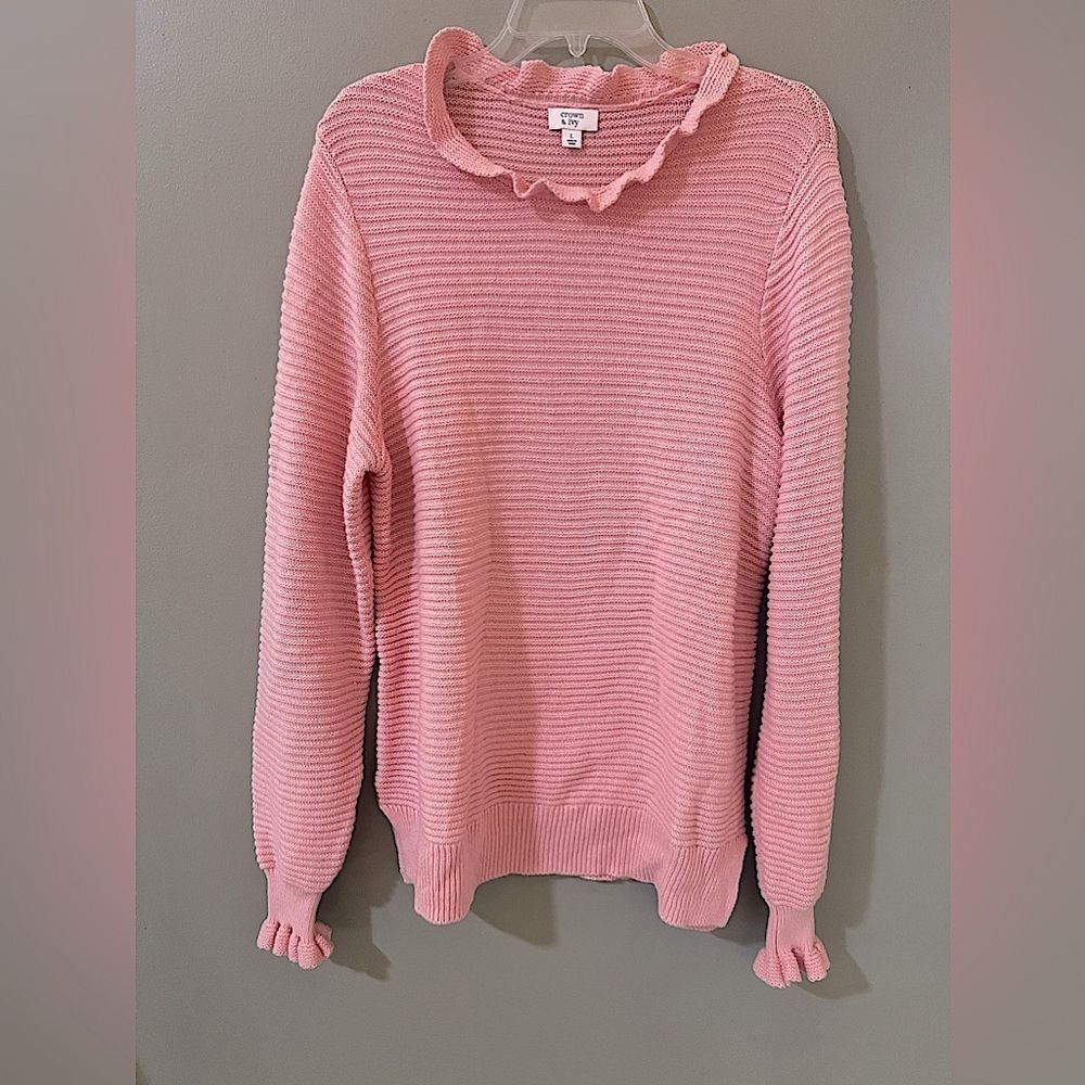 Crown & Ivy waffle knit ruffle sweater size large color pink